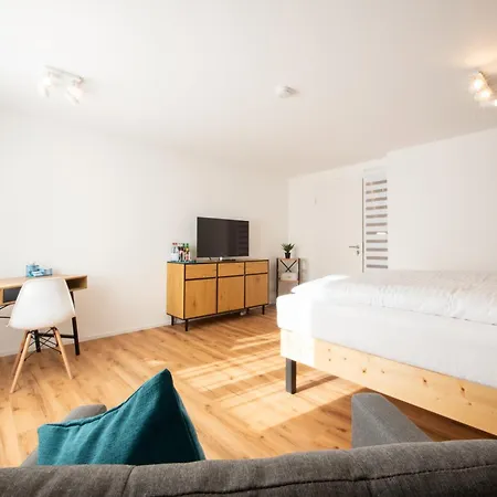 Apartmenthaus * מרקדורף