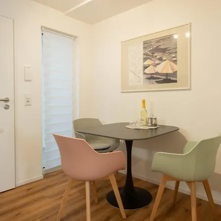 Apartmenthaus מלון דירות *