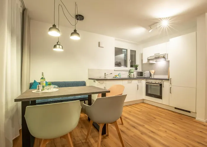 Apartmenthaus מלון דירות