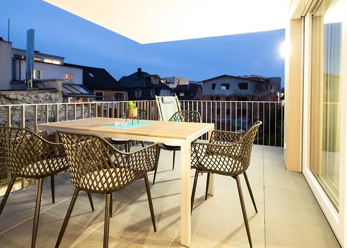 Apartmenthaus מלון דירות 4*