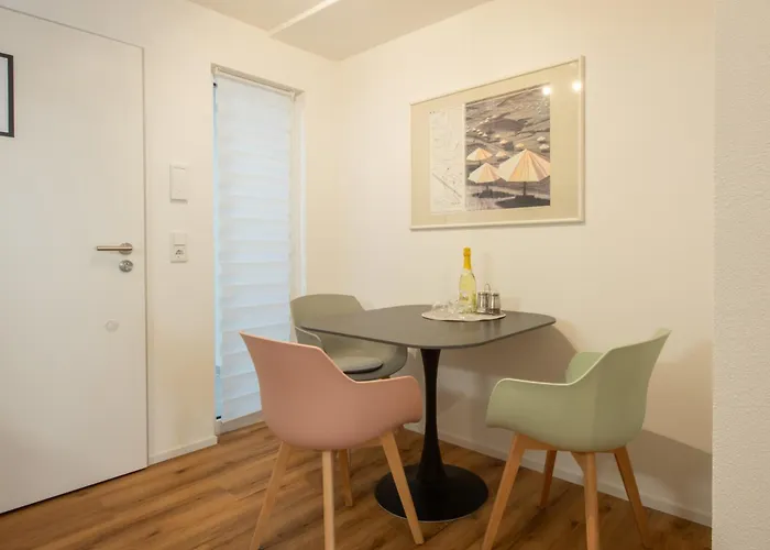 Apartmenthaus מלון דירות 4*