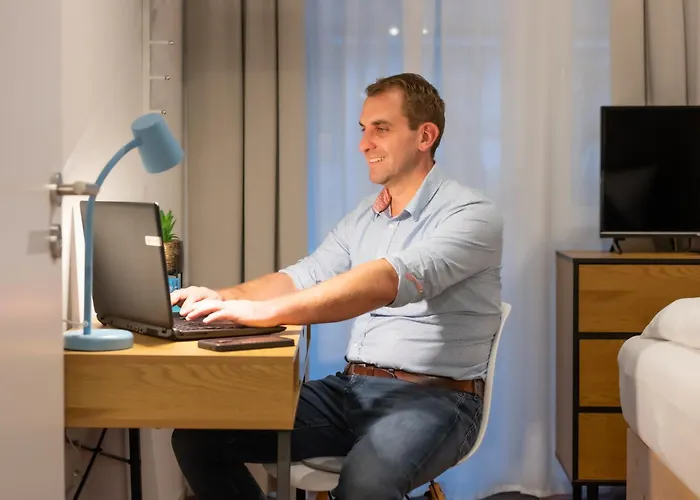 Apartmenthaus מלון דירות מרקדורף